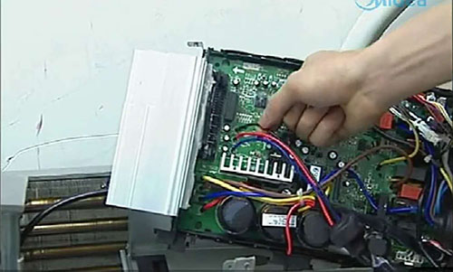 化州美的空调电话是多少